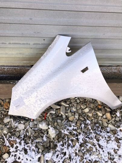 Левое крыло на opel corsa D