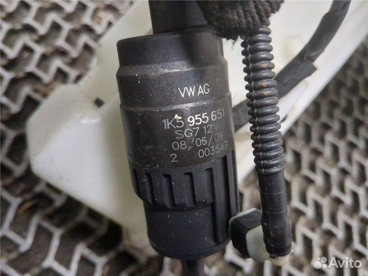 Бачок омывателя Volkswagen Passat CC, 2010