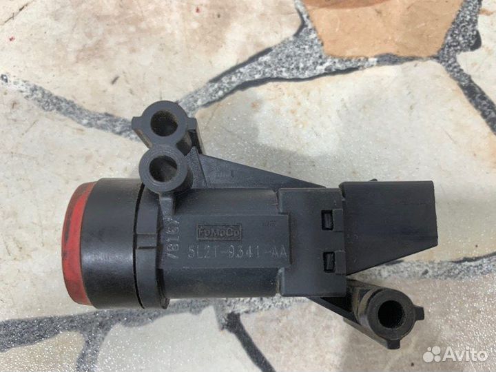 Клапан отсечки топлива Ford Focus хэтчбэк 1.6 hwdb