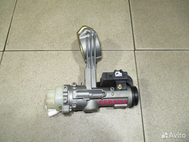 Замок зажигания Kia Cerato 1 (LD)