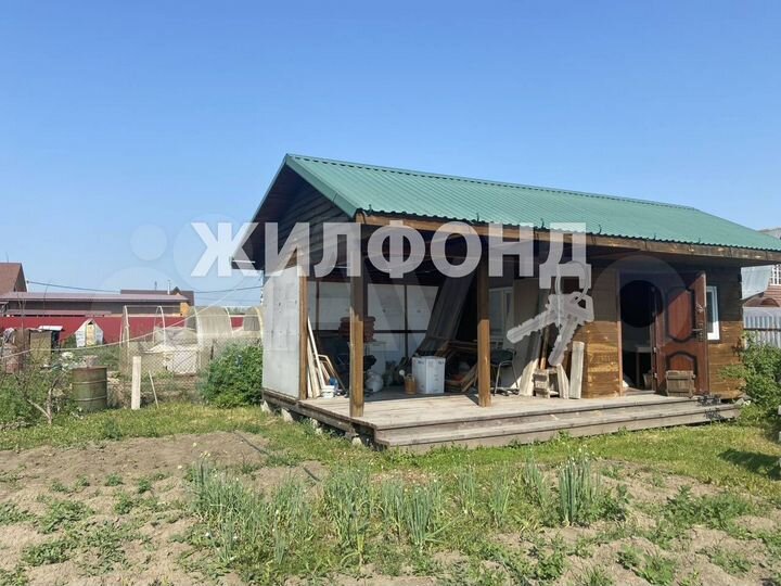 Дача 32 м² на участке 6 сот.