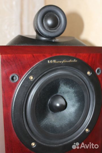 Напольная акустическая система Wharfedale Pi-40
