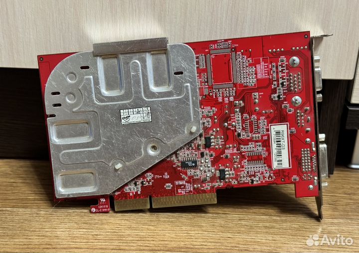 Видеокарта Radeon 9600XT 256MB, 128bit, рабочая