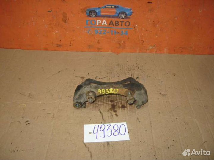 Скоба суппорта переднего правого Ford Escort/Orion