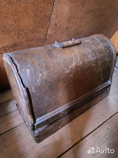 Швейная машинка зингер ручная