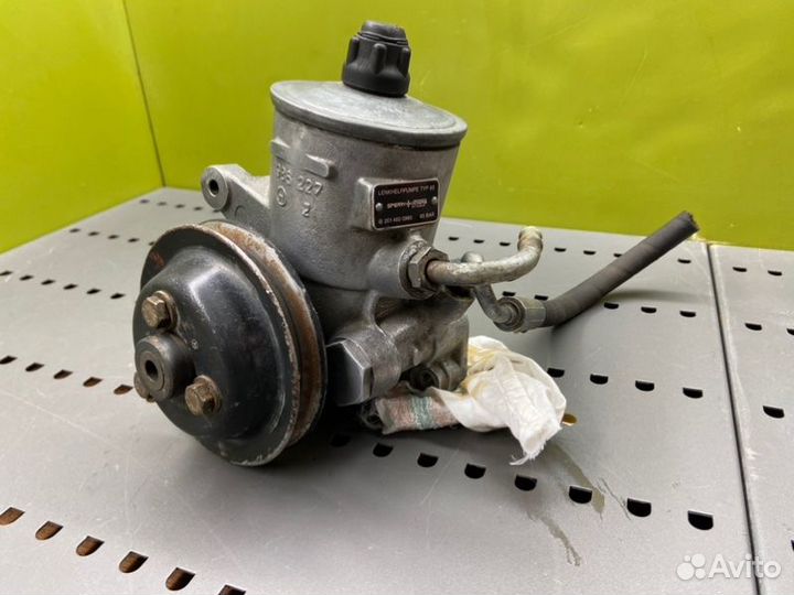 Насос гур Mercedes-Benz 190E W201 OM601 2.0D 1992