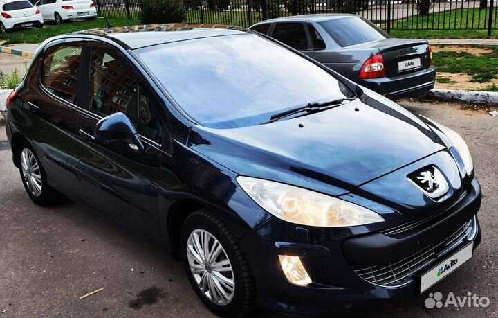 Peugeot 308, 2010