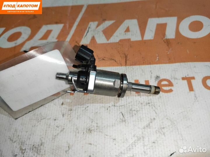 Форсунка топливная Mazda 3 BM рест. 2016 PY0113250