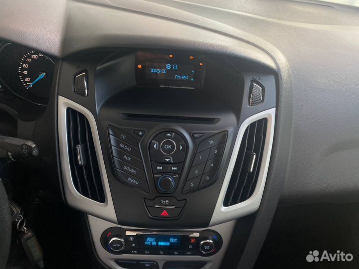 Ford Focus 1.6 AMT, 2013, 196 455 км