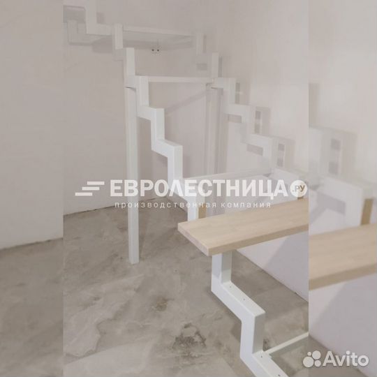 Лестница на второй этаж