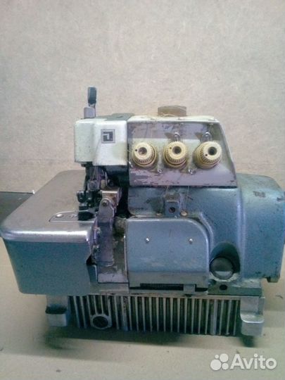 Оверлок японский juki