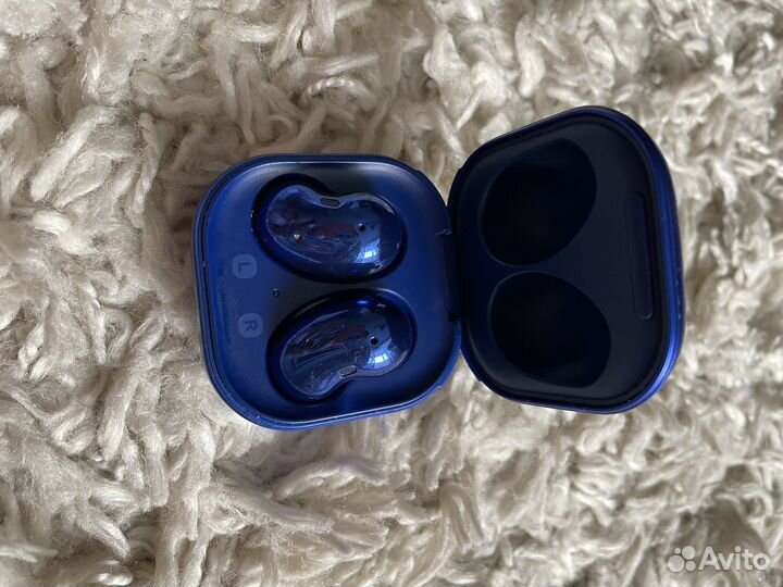 Беспроводные наушники samsung buds live