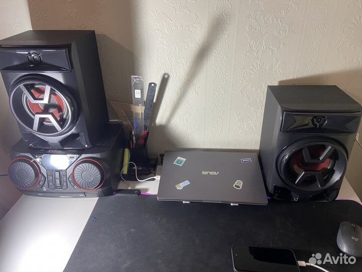 Музыкальный центр LG CK43, 300Вт