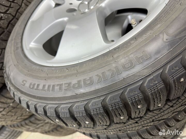 Nokian Tyres Hakkapeliitta 5 235/55 R17