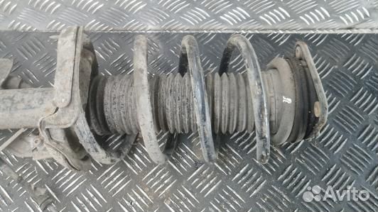 Стойка передняя левая volkswagen touareg 7L (ZDN17K501)