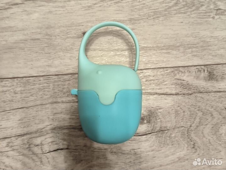 Футляр для пустышки