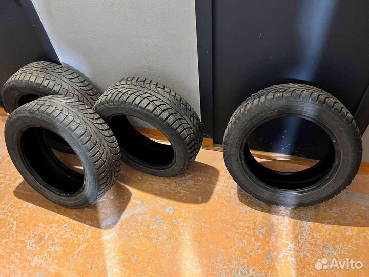 GT Radial Champiro IcePro 205/55 R16 94T