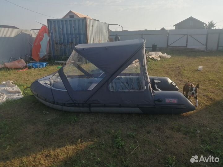 Лодка с мотором