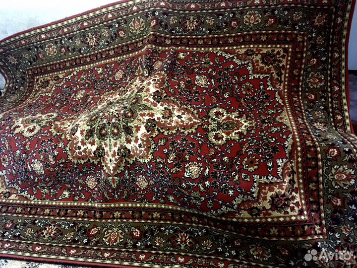 Ковер шерстяной