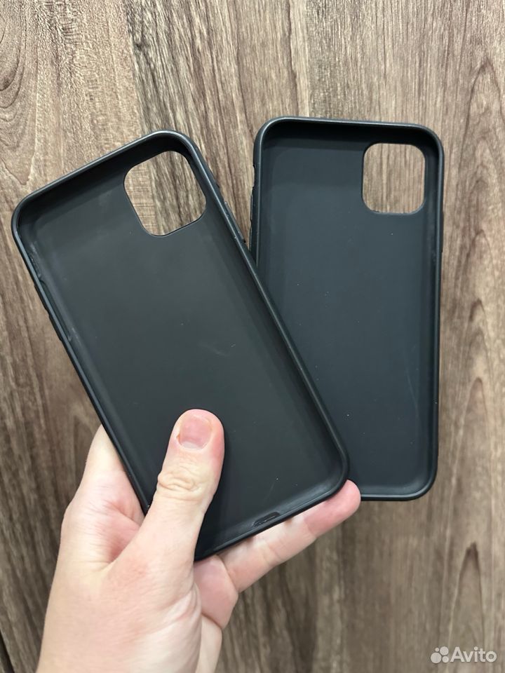 Чехол на iPhone 11