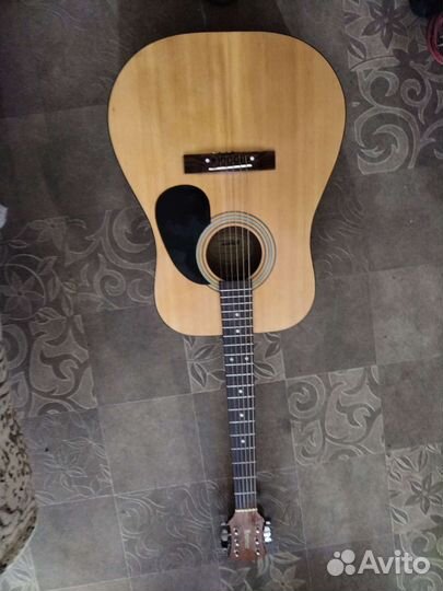 Акустическая гитара бу