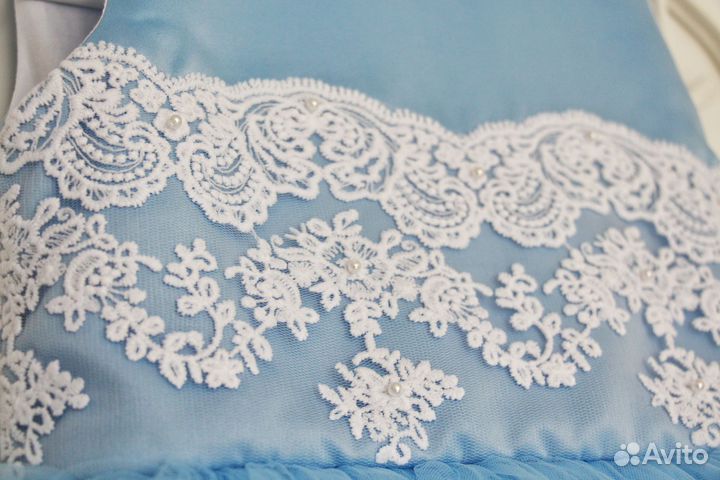 Платье нарядное для девочки 122, новое