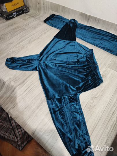 Модный женский костюм 42 (S)