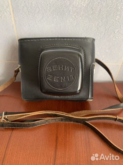 Плёночный фотоаппарат Зенит 3м