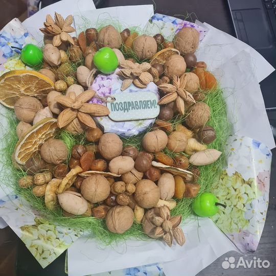 Подарочные наборы в пенобоксах