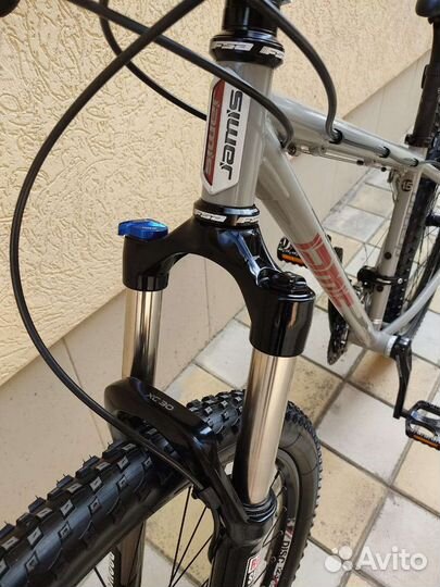 Велосипед Jamis Dragon Sport 27.5/15 Rock Shox