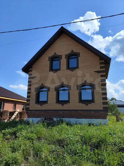 Коттедж 177,5 м² на участке 10 сот.