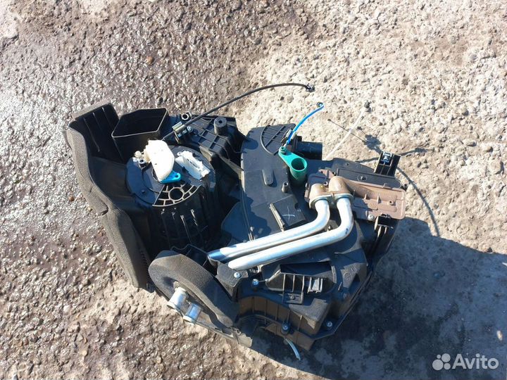 Рено Логан 1 фаза 2 печка в сборе