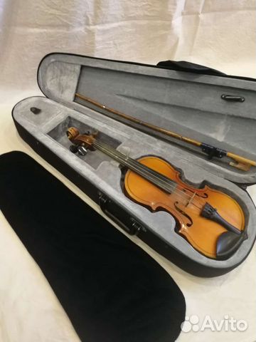 Комплект скрипка, смычок, футляр 1/8