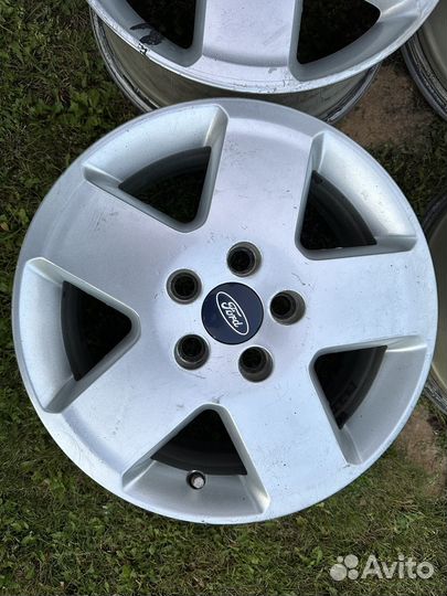 Диски оригинальные Ford 6.0x15 ET 52.5