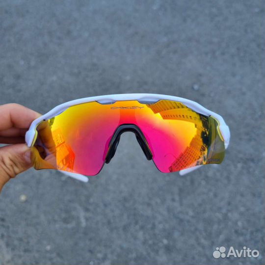 Спортивные очки oakley