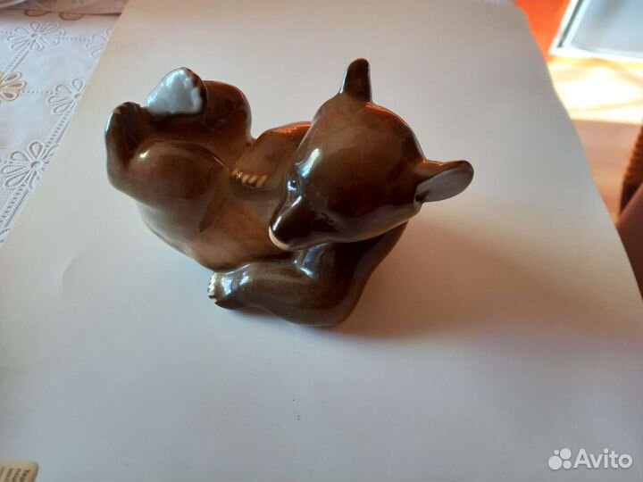 Мишка,медвеженок на спине Лфз