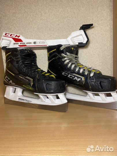 Коньки для хоккея с мячом