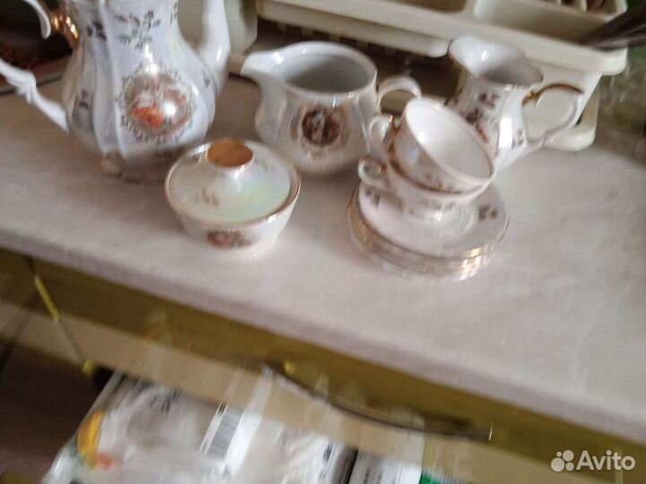 Сервировка стола и посуда