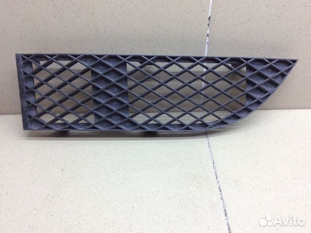 Решетка в бампер левая Bmw 7-Серия E65/E66