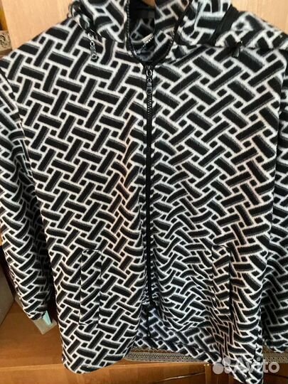 Спортивный костюм женский