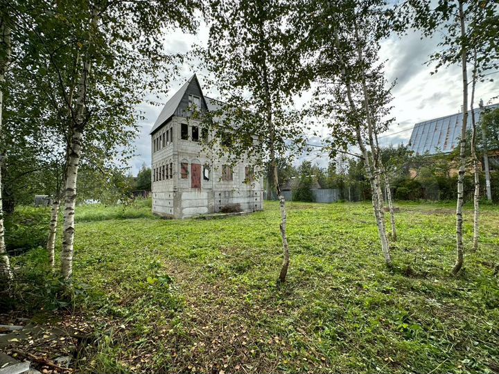 Дача 162 м² на участке 6 сот.