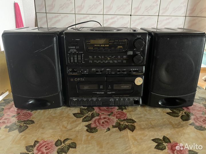 Магнитофон касетный