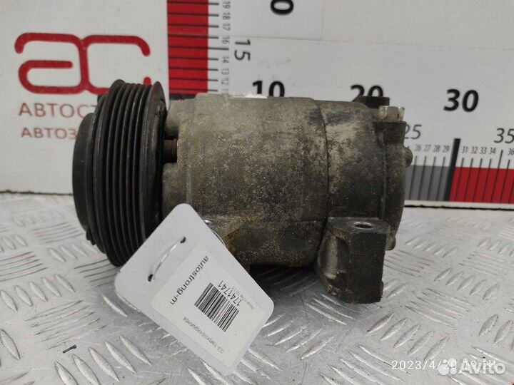 Компрессор кондиционера Nissan X-Trail