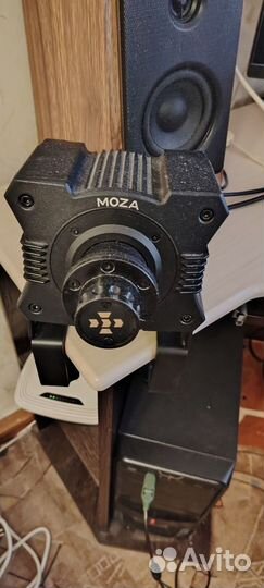 Игровой руль moza R5
