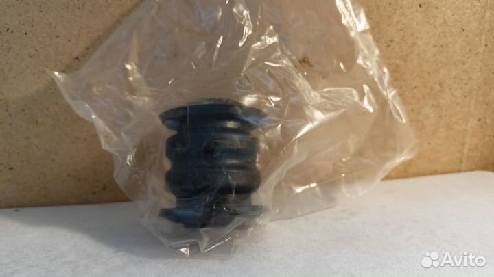 Сайлентблок цапфы febest szab- 039, szab- 040