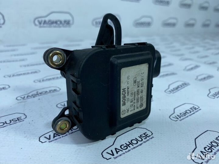 Моторчик заслонки печки Audi A6 C5 2.8 ACK 1998