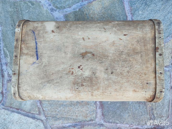 Старинный деревянный ящик, нет крышки
