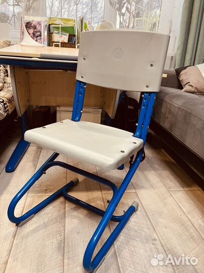 Детский стол парта