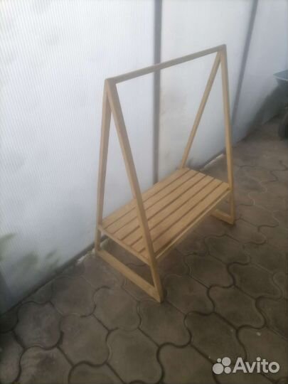 Вешалка детская