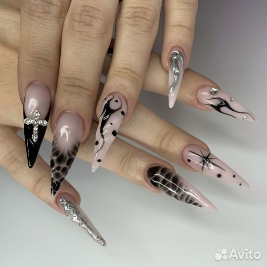 Маникюр наращивание ногтей